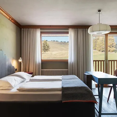 Icaro***s Hotel 4*